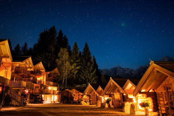 Sternennacht im Hüttendorf