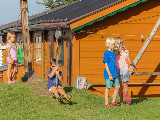 Chalet Heidihütte in Taxenbach