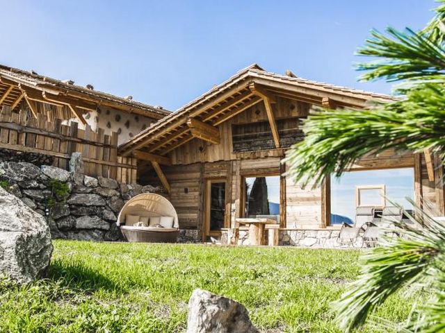 Chalet Resort Zu Kirchwies in Lajen